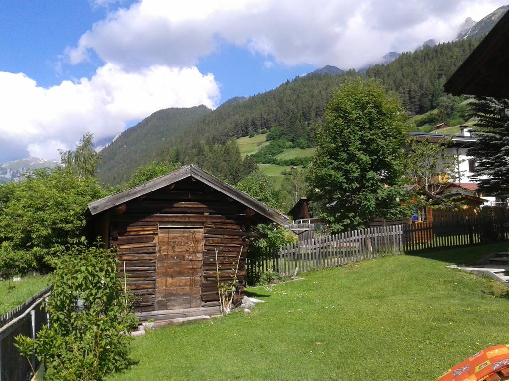 Haus Mattle Apartment Pettneu am Arlberg Exterior photo